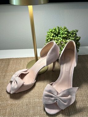 Avec Les Filles light Pink Suede heels Sz 7.5